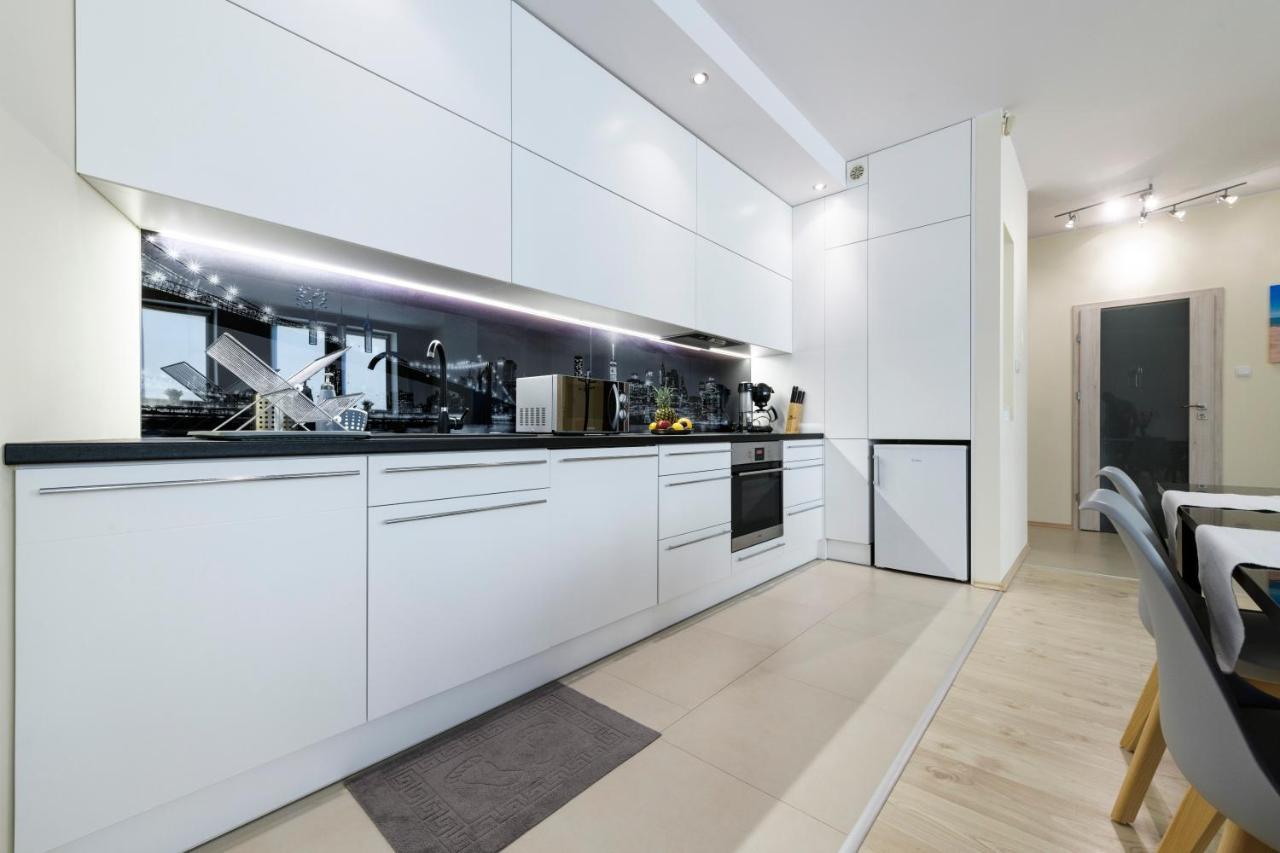 Ajk Apartament W Sea Towers Гдыня Экстерьер фото